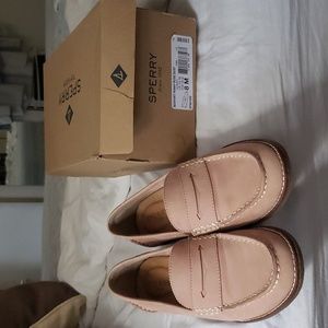 Sperry sz 8 loafers